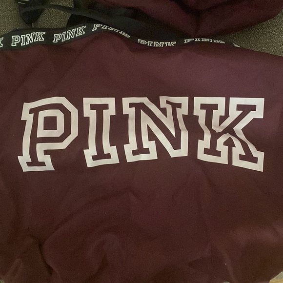 Slightly used pink brand large backpack large shoulder bag color burgundy - Picture 2 of 4